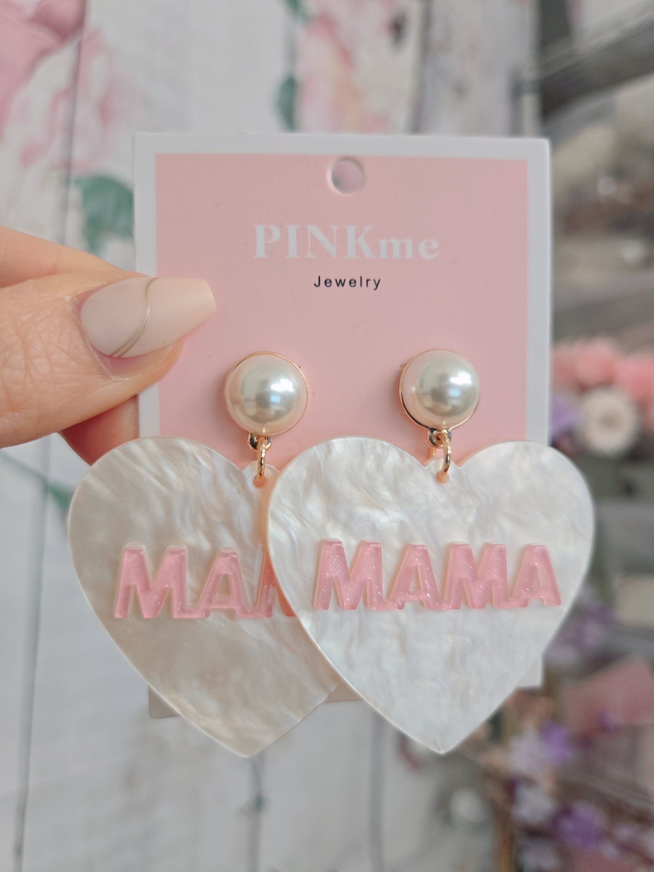 Heart MAMA drop Earring